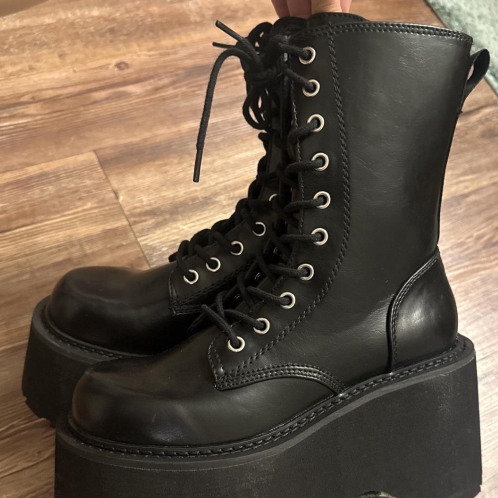 Black leather platform boots with chunky sole Current mood dollskill